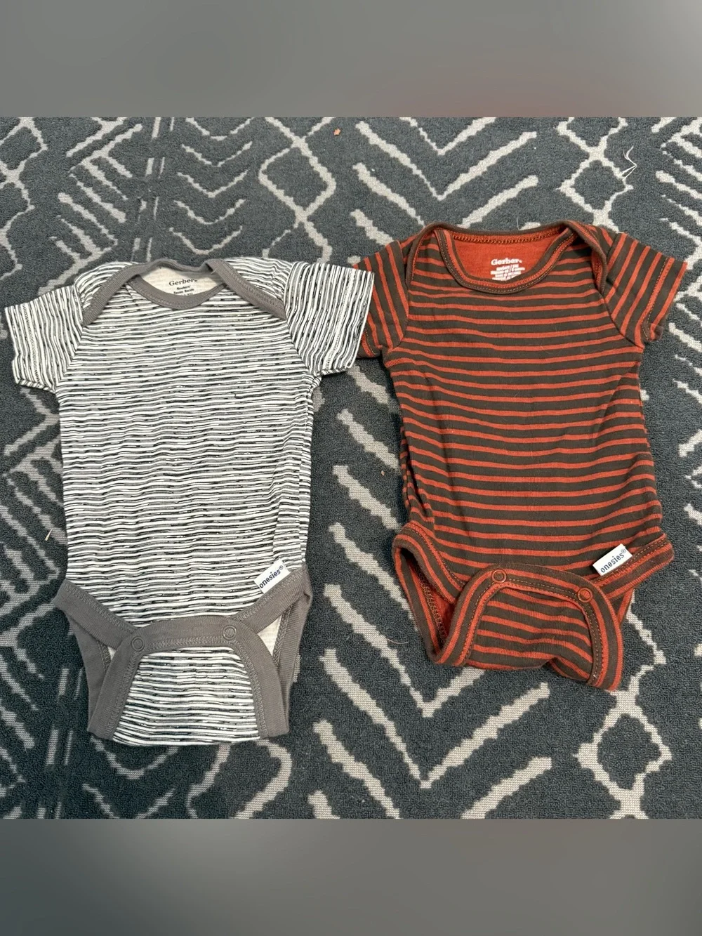 ✨2/$6 ✨ baby boy onesie set